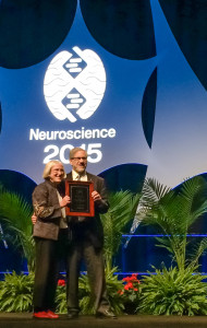 Dr. Story Landis receiving Gerard Prize from Dr. Steven Hyman, President of the  Society for Neuroscience